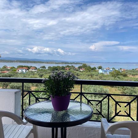 Balconaki Apartments In Βουρβουρού Εξωτερικό φωτογραφία