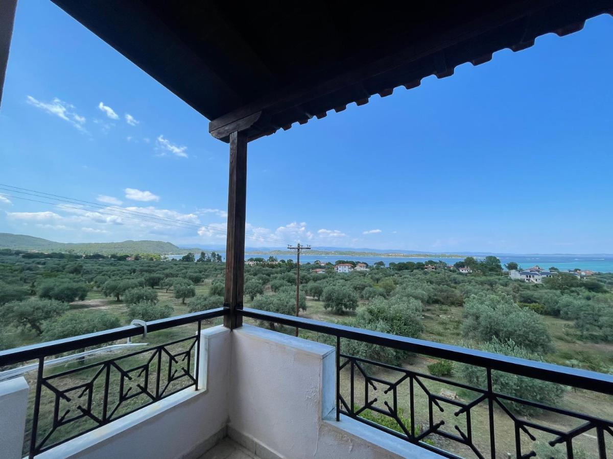 Balconaki Apartments In Βουρβουρού Εξωτερικό φωτογραφία